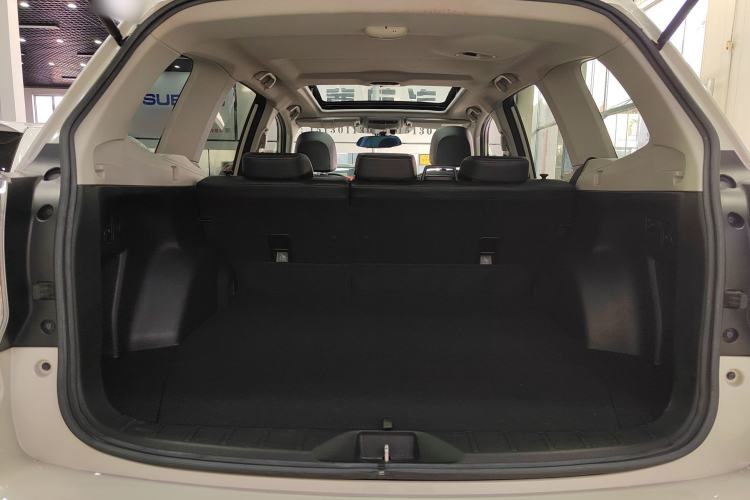 Used Subaru Forester 2016 2.0i Fashion Navigation Edition Interior 9