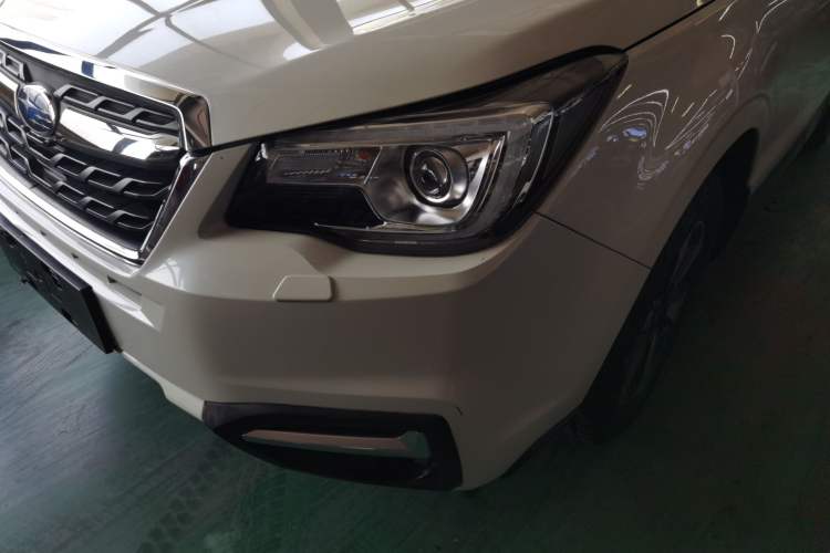 Used Subaru Forester 2016 2.5i Luxury Navigation Edition Left Front Headlight