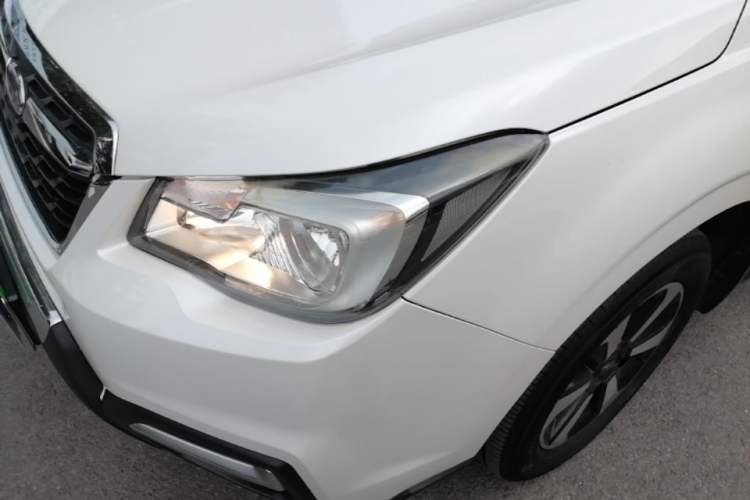 Used Subaru Forester 2016 2.0i Luxury Navigation Edition Left Front Headlight
