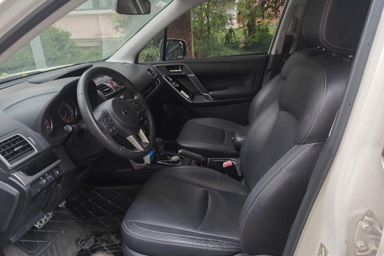 Used Subaru Forester 2016 2.0i Fashion Navigation Edition Left Front Seat