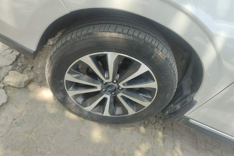 Used Subaru Forester 2016 2.0i Fashion Navigation Edition Left Front Wheel Hub