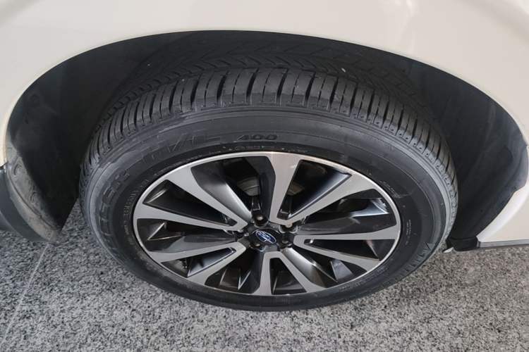 Used Subaru Forester 2016 2.0i Fashion Navigation Edition Left Front Wheel Hub