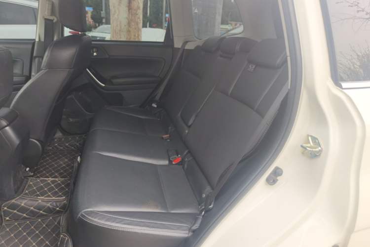 Used Subaru Forester 2016 2.0i Luxury Navigation Edition Left Rear Seat