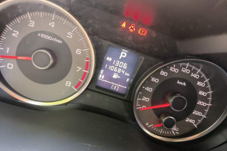 Used Subaru Forester 2016 2.0i Luxury Navigation Edition Odometer Close Up