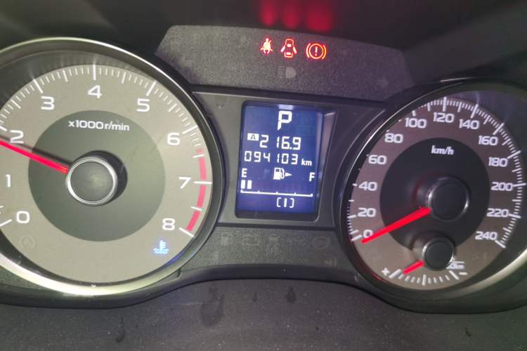 Used Subaru Forester 2016 2.0i Fashion Navigation Edition Odometer Close Up