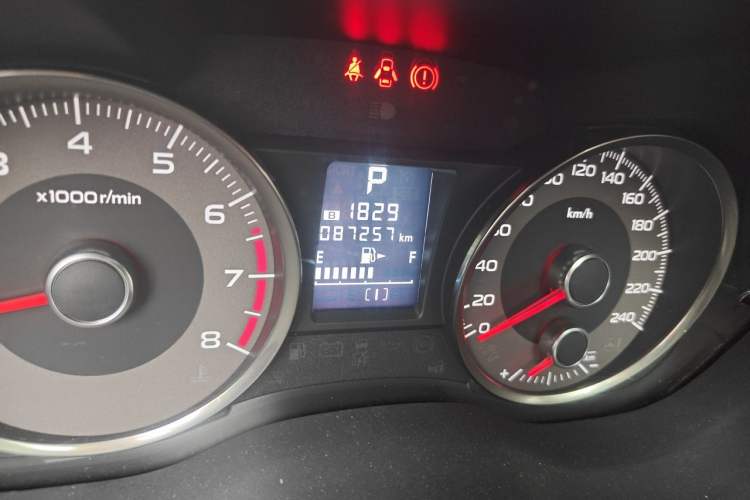 Used Subaru Forester 2016 2.0i Fashion Navigation Edition Odometer Close Up