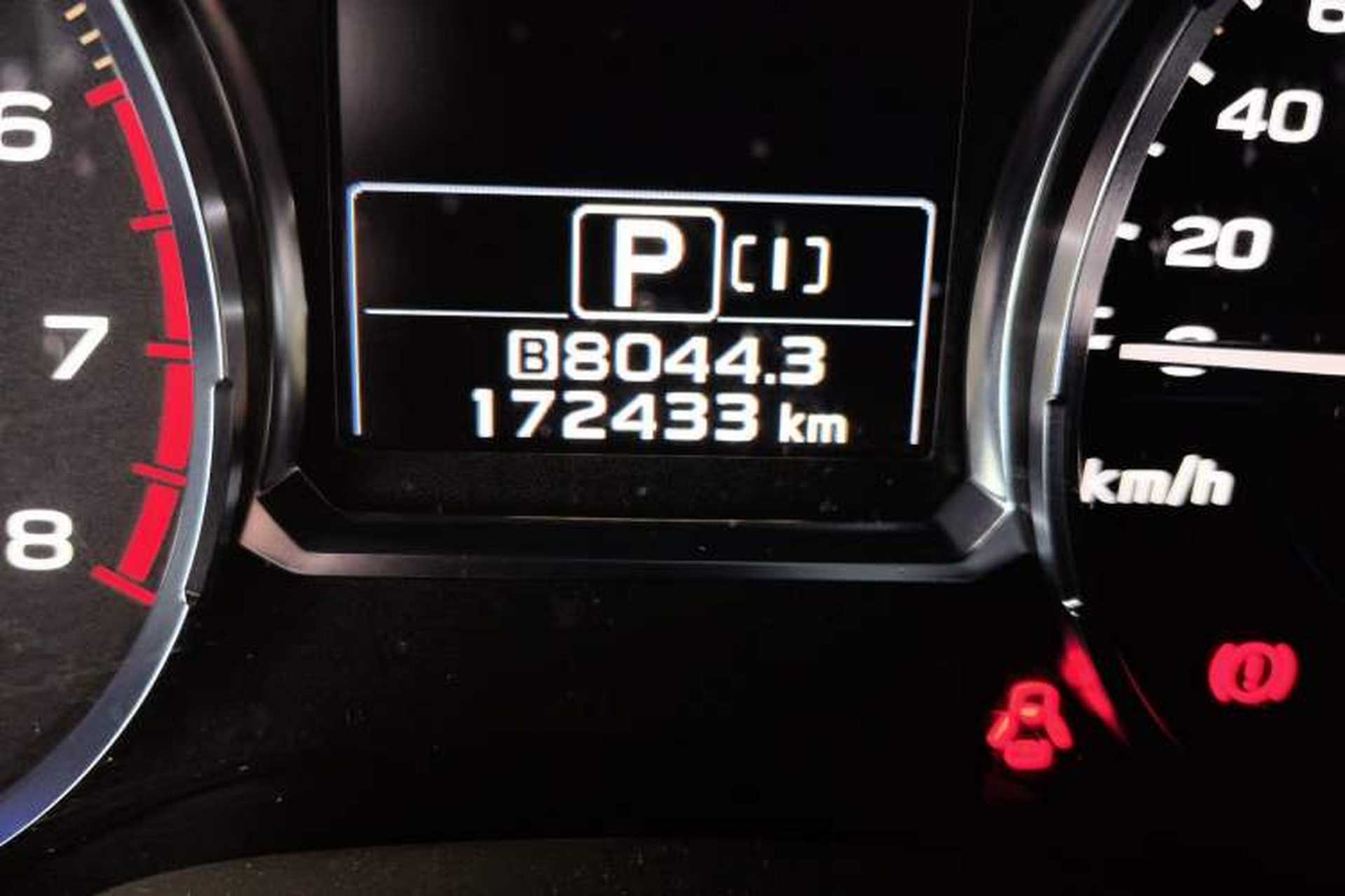 Used Subaru Forester 2016 2.5i Prestige Navigation Edition Odometer Close Up