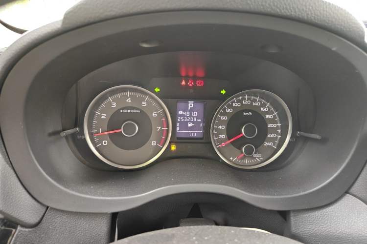 Used Subaru Forester 2016 2.0i Fashion Navigation Edition Odometer Close Up
