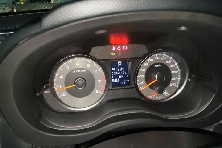 Used Subaru Forester 2016 2.0i Fashion Navigation Edition Odometer Close Up