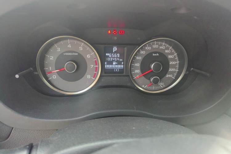 Used Subaru Forester 2016 2.0i Fashion Navigation Edition Odometer Close Up