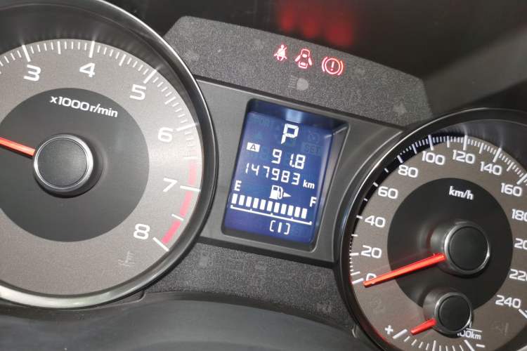 Used Subaru Forester 2016 2.0i Fashion Navigation Edition Odometer Close Up