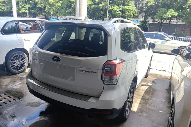 Used Subaru Forester 2016 2.0i Fashion Navigation Edition Rear Right 45 Deg