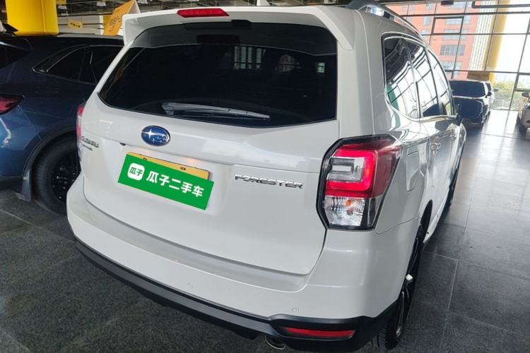 Used Subaru Forester 2016 2.0i Fashion Navigation Edition Rear Right 45 Deg