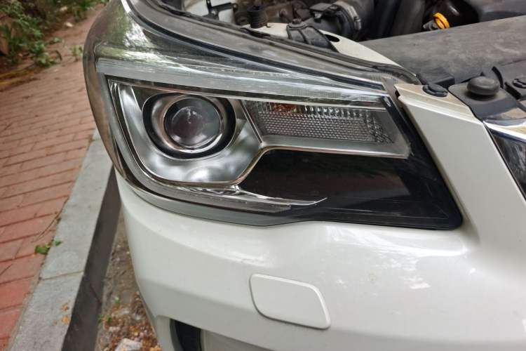 Used Subaru Forester 2016 2.5i Prestige Navigation Edition Right Front Headlight