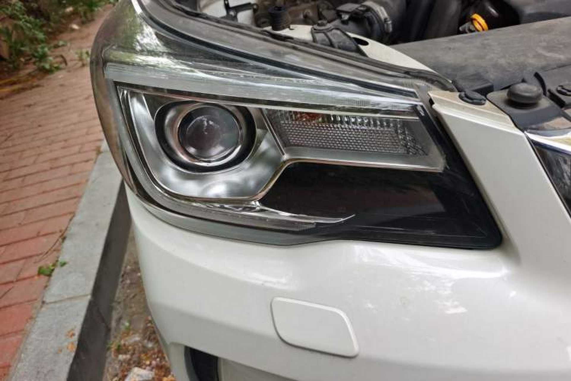 Used Subaru Forester 2016 2.5i Prestige Navigation Edition Right Front Headlight