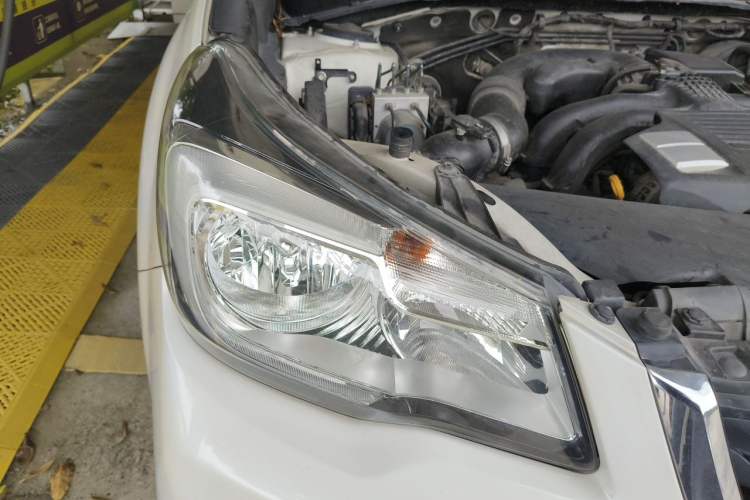 Used Subaru Forester 2016 2.0i Fashion Navigation Edition Right Front Headlight