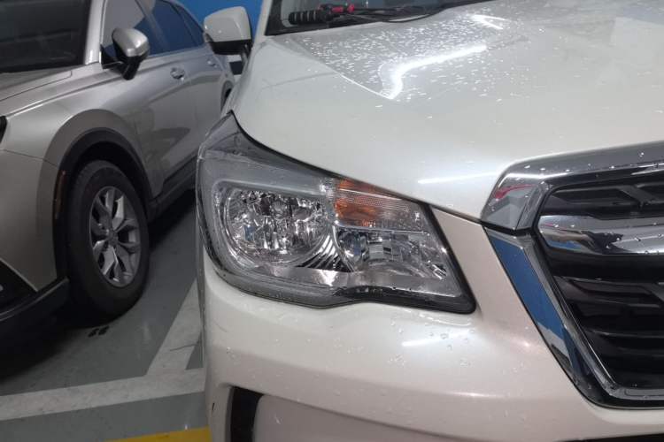 Used Subaru Forester 2016 2.0i Fashion Navigation Edition Right Front Headlight