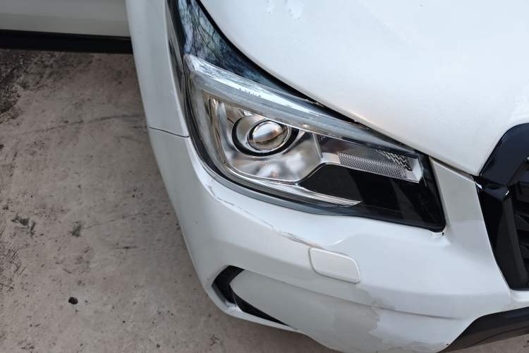 Used Subaru Forester 2016 2.5i Prestige Navigation Edition Right Front Headlight