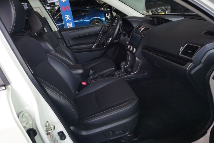 Used Subaru Forester 2016 2.5i Luxury Navigation Edition Right Front Seat