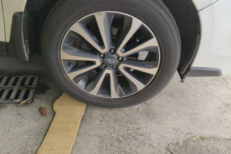 Used Subaru Forester 2016 2.0i Fashion Navigation Edition Right Front Wheel Hub