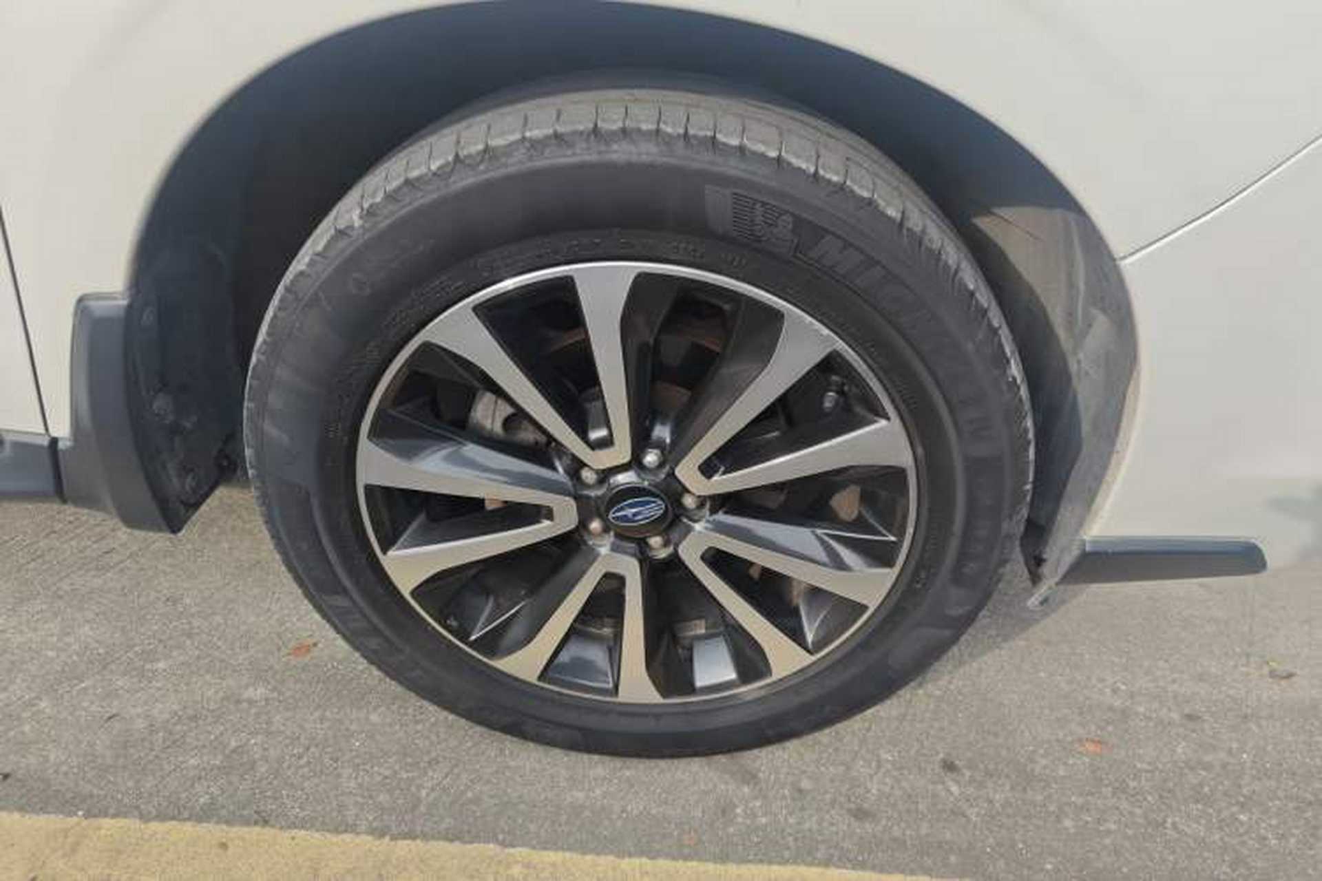 Used Subaru Forester 2016 2.0i Fashion Navigation Edition Right Front Wheel Hub