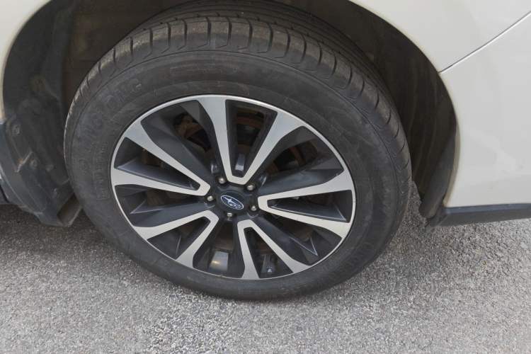 Used Subaru Forester 2016 2.0i Fashion Navigation Edition Right Front Wheel Hub