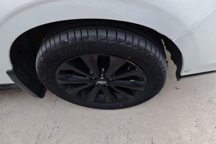 Used Subaru Forester 2016 2.5i Prestige Navigation Edition Right Front Wheel Hub