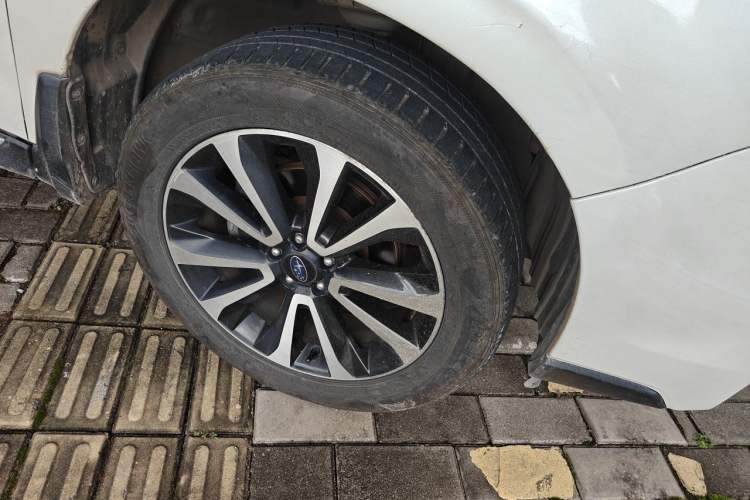 Used Subaru Forester 2016 2.0i Fashion Navigation Edition Right Front Wheel Hub