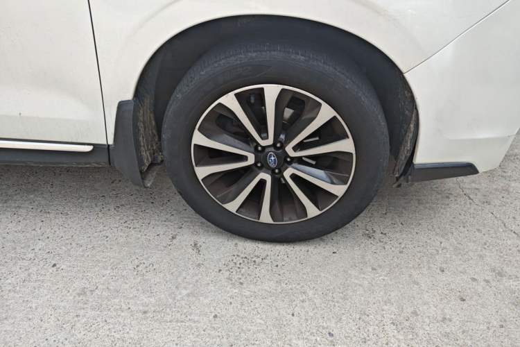 Used Subaru Forester 2016 2.5i Prestige Navigation Edition Right Front Wheel Hub