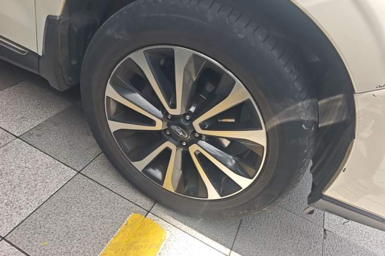 Used Subaru Forester 2016 2.5i Prestige Navigation Edition Right Front Wheel Hub