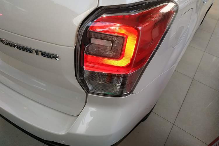 Used Subaru Forester 2016 2.0i Fashion Navigation Edition Right Rear Taillight