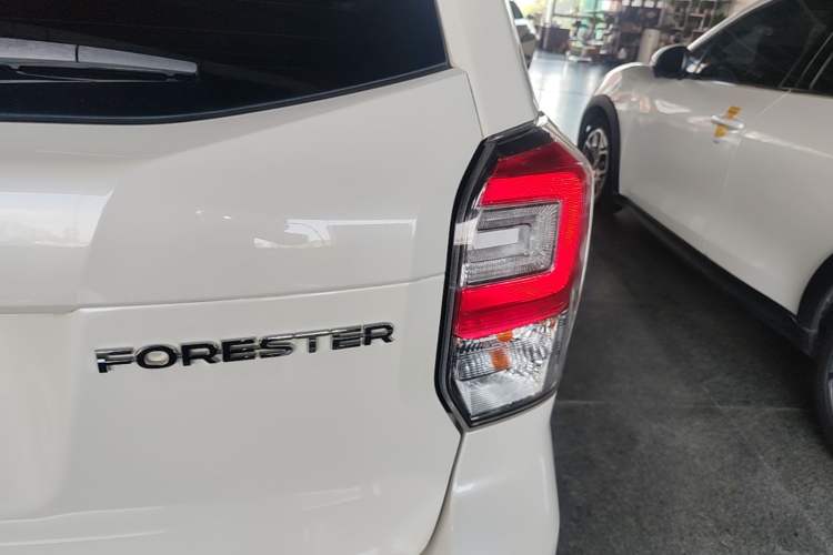 Used Subaru Forester 2016 2.0i Fashion Navigation Edition Right Rear Taillight