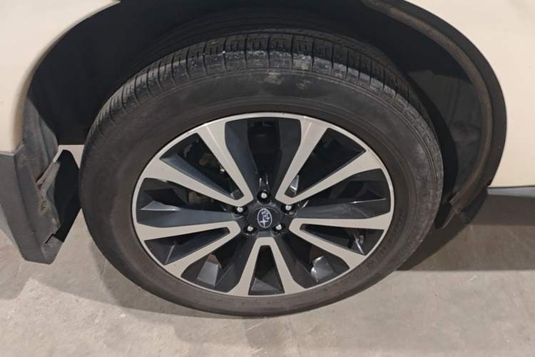 Used Subaru Forester 2016 2.0i Fashion Navigation Edition Right Rear Wheel Hub
