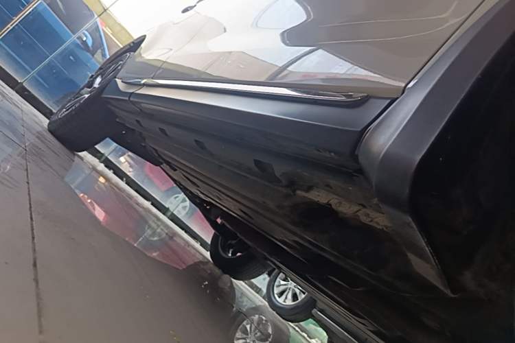Used Subaru Forester 2016 2.0i Fashion Navigation Edition Right Side Sill