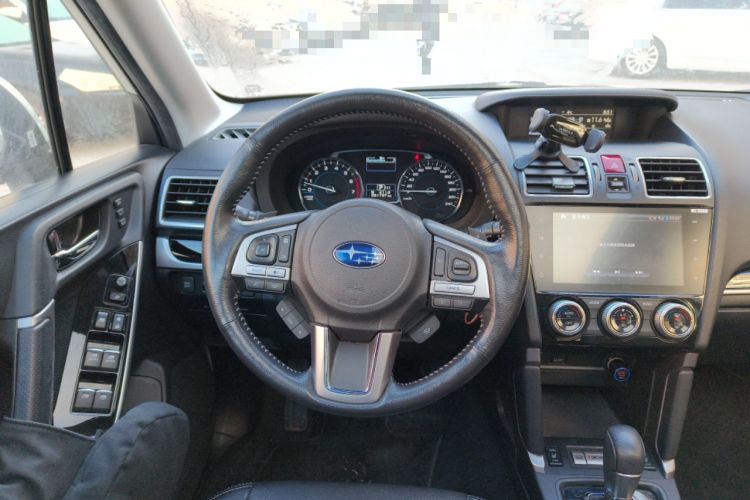 Used Subaru Forester 2016 2.5i Luxury Navigation Edition Steering Wheel