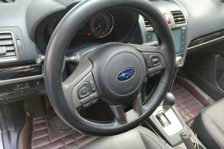 Used Subaru Forester 2016 2.0i Luxury Navigation Edition Steering Wheel
