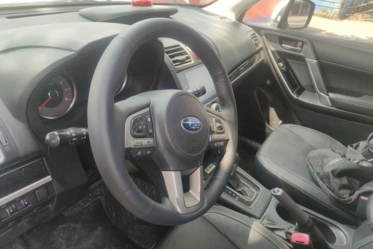 Used Subaru Forester 2016 2.0i Fashion Navigation Edition Steering Wheel