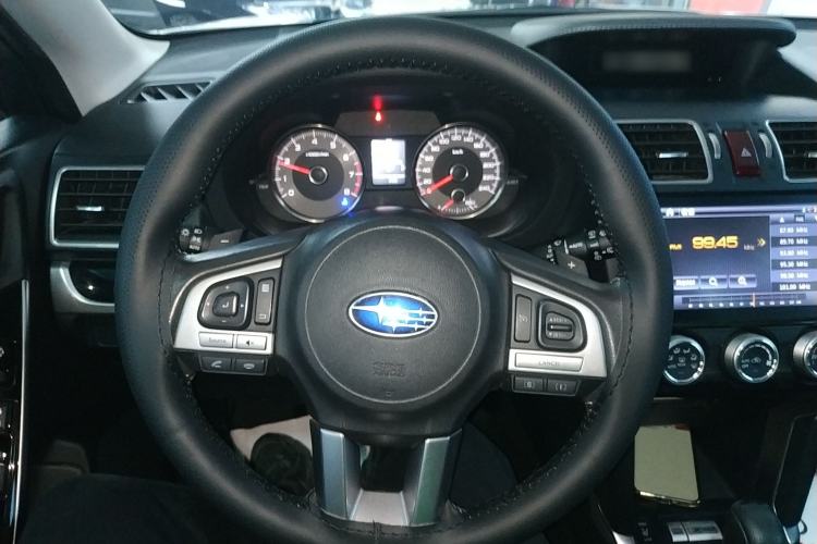 Used Subaru Forester 2016 2.0i Fashion Navigation Edition Steering Wheel