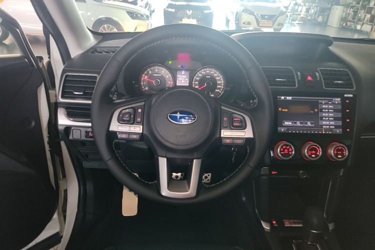 Used Subaru Forester 2016 2.0i Fashion Navigation Edition Steering Wheel