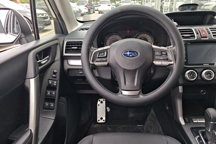 Used Subaru Forester 2016 2.0i Fashion Navigation Edition Steering Wheel