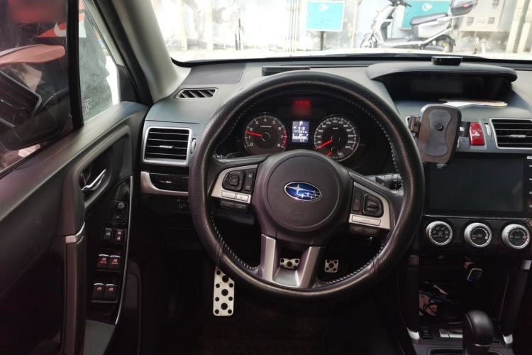 Used Subaru Forester 2016 2.0i Fashion Navigation Edition Steering Wheel