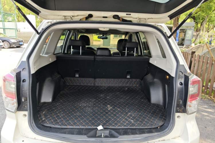 Used Subaru Forester 2016 2.0i Fashion Navigation Edition Trunk