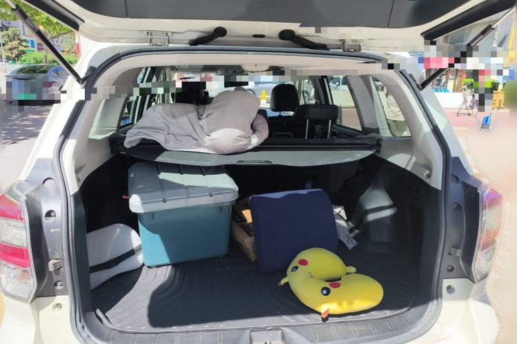 Used Subaru Forester 2016 2.0i Luxury Navigation Edition Trunk