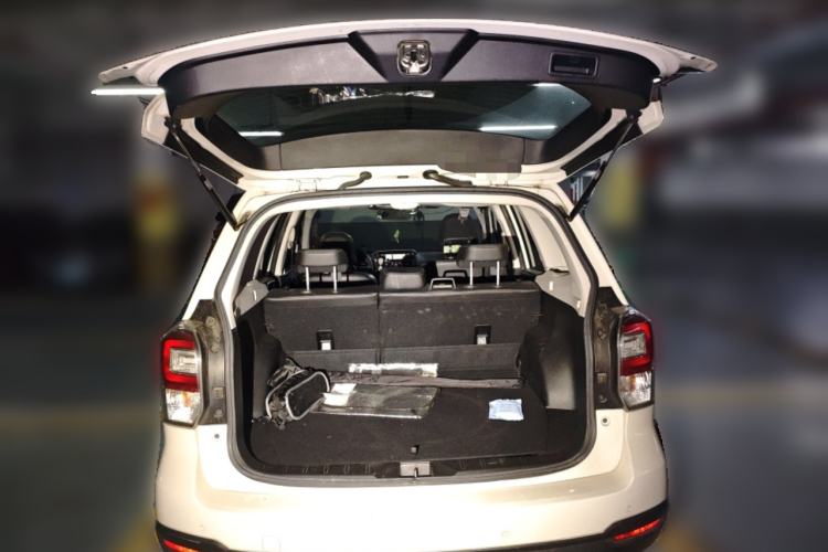 Used Subaru Forester 2016 2.5i Luxury Navigation Edition Trunk