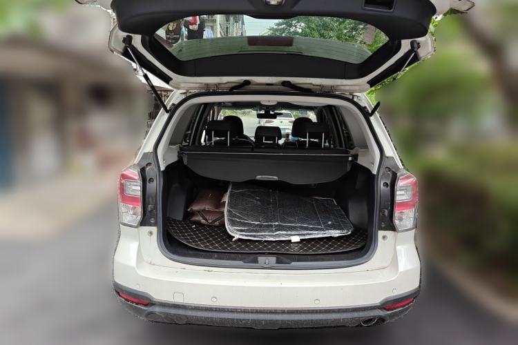 Used Subaru Forester 2016 2.0i Fashion Navigation Edition Trunk