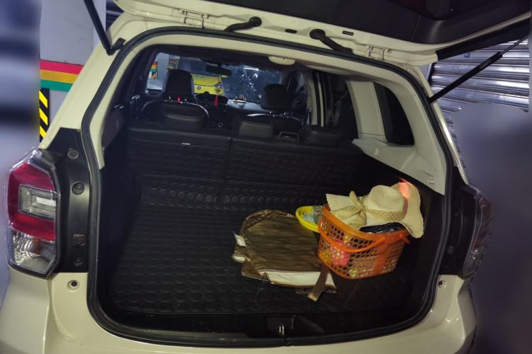 Used Subaru Forester 2016 2.0i Fashion Navigation Edition Trunk