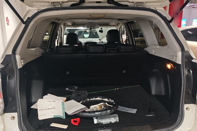 Used Subaru Forester 2016 2.0i Fashion Navigation Edition Trunk