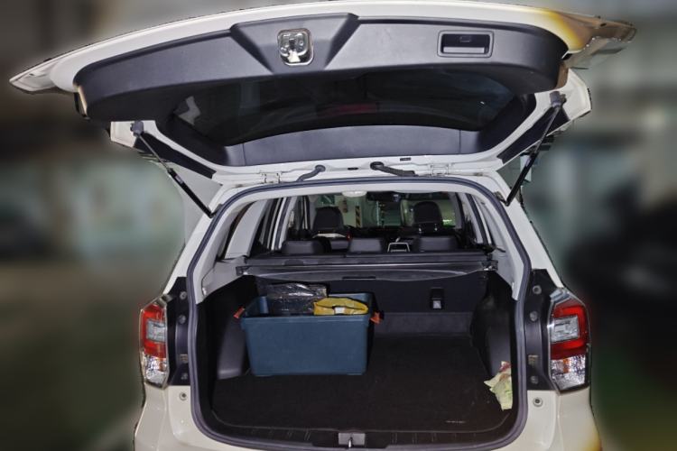 Used Subaru Forester 2016 2.0i Fashion Navigation Edition Trunk