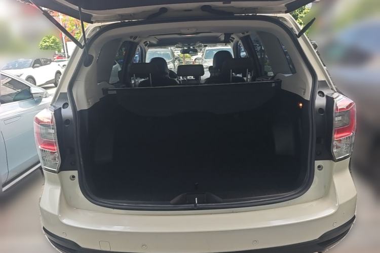 Used Subaru Forester 2016 2.5i Prestige Navigation Edition Trunk
