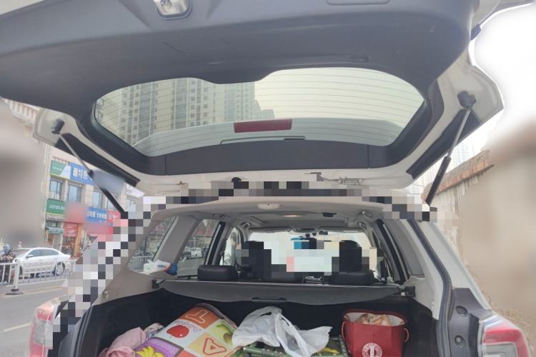 Used Subaru Forester 2016 2.0i Fashion Navigation Edition Trunk